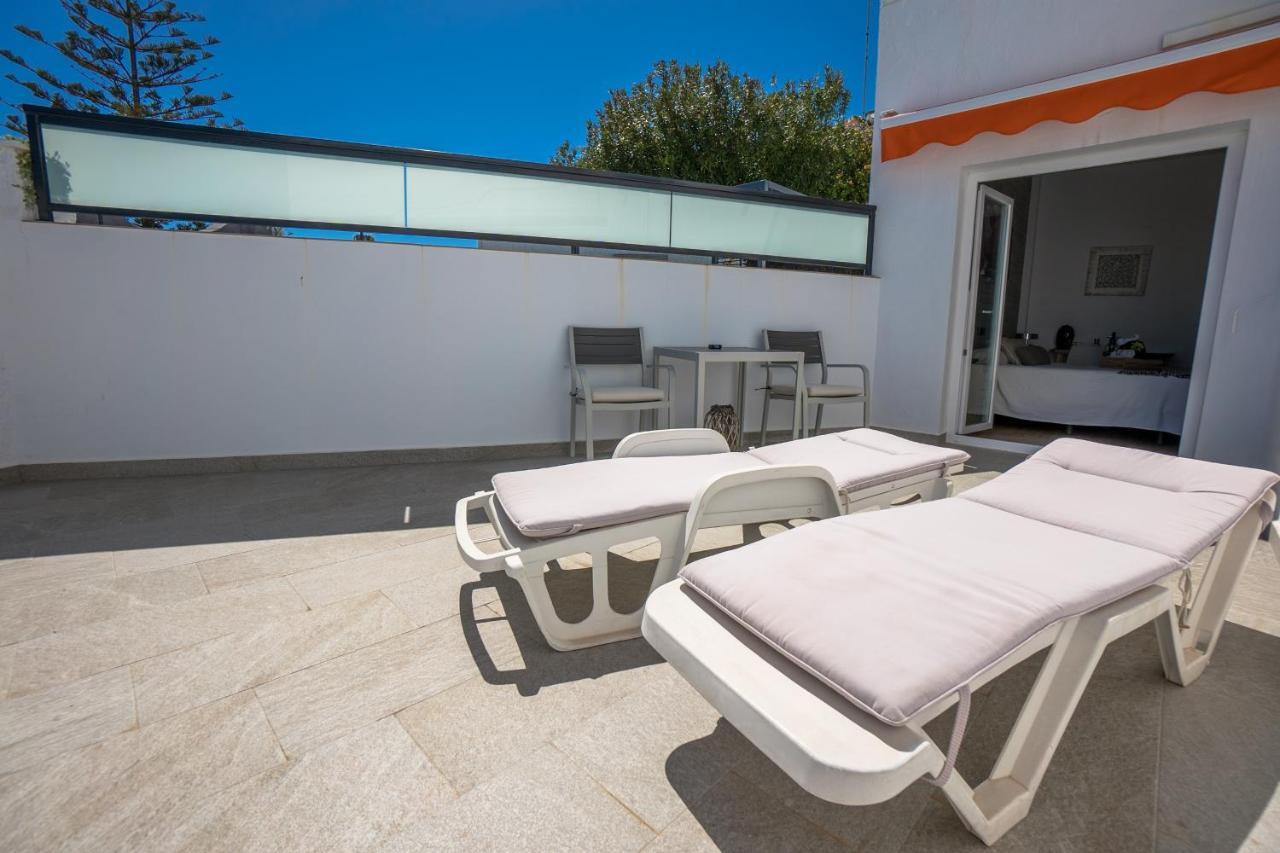 Hostal Casa Mercedes Nerja Bagian luar foto